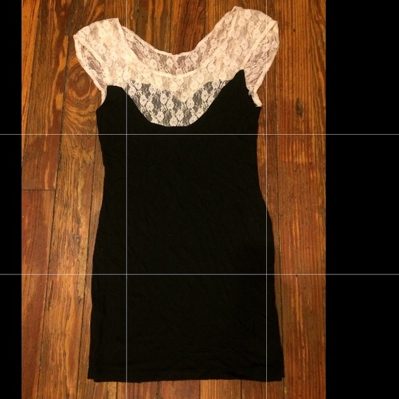 Topshop Lacy Little Black Dress - Picture 4 of 7